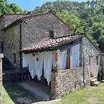 Podere Il Giardino - Casale Rustico Degli Ulivi Con Piscina E Parco - Lucca Holiday home *